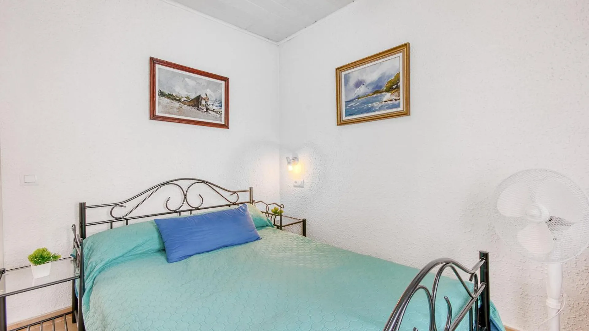 Villa Segria 8 Roses Holiday home